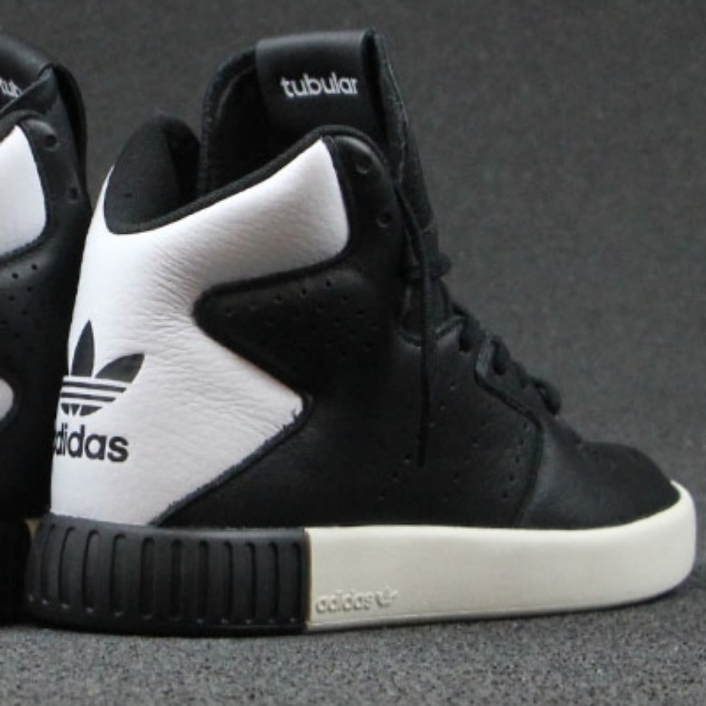 Adidas  Tubular women shoes